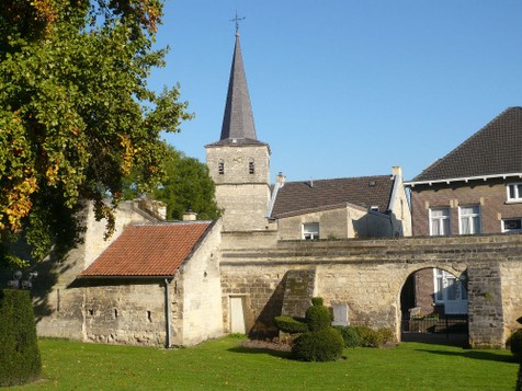 Nicolaas en Barbarakerk binnen de stadsomwalling
